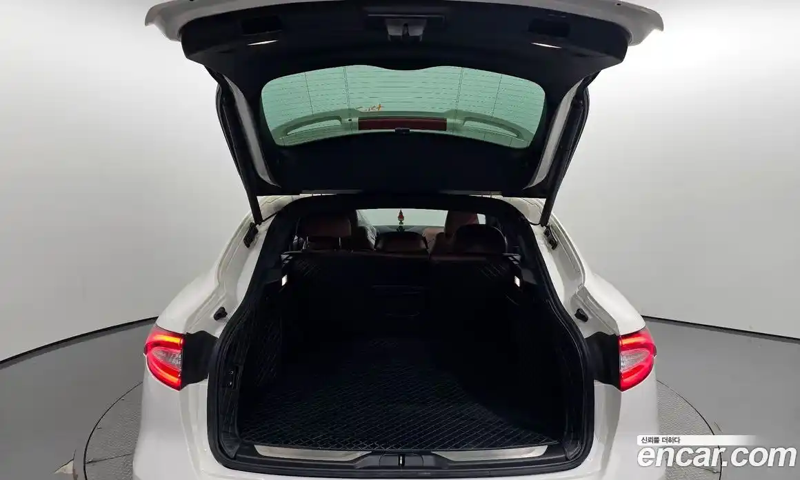 Maserati Levante 2017 3.0 гидро в Москве № 331126, фото 20