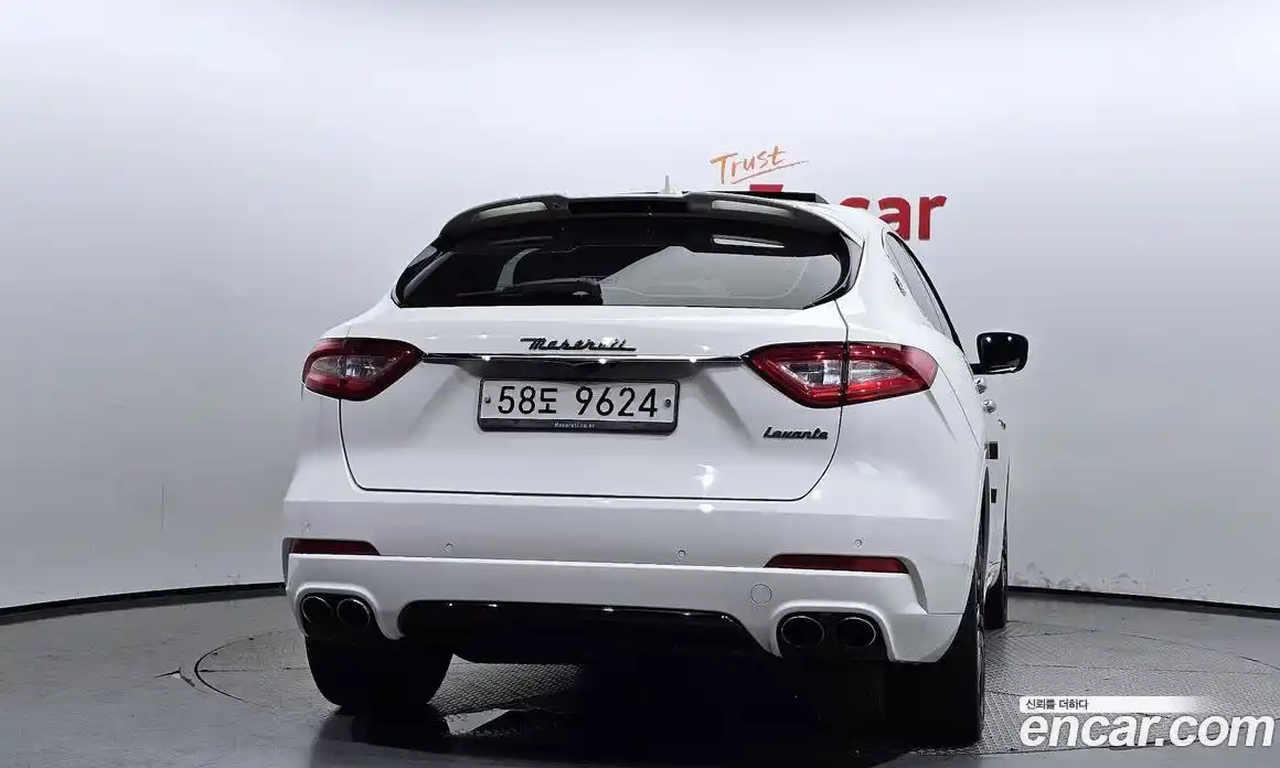 Maserati Levante 2017 3.0 гидро в Москве № 331126, фото 4