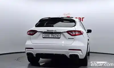 Maserati Levante 2017 3.0 гидро в Москве № 331126, миниатюра 4