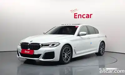 BMW 5-Series, 2022