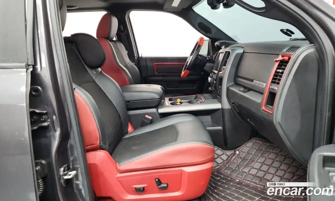 Dodge Ram Pick Up 2015 5.7 гидро в Москве № 353779, фото 11