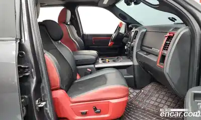 Dodge Ram Pick Up 2015 5.7 гидро в Москве № 353779, миниатюра 11