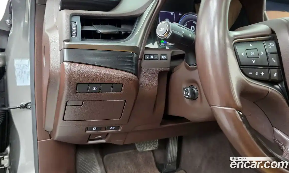 Lexus ES 2019 2.5 гидро в Москве № 398012, фото 16