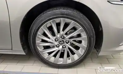 Lexus ES 2019 2.5 гидро в Москве № 398012, миниатюра 5
