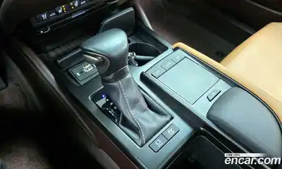Lexus ES 2019 2.5 гидро в Москве № 398012, миниатюра 9