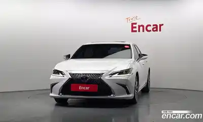 Lexus ES 2019 2.5 гидро в Москве № 398056, миниатюра 3