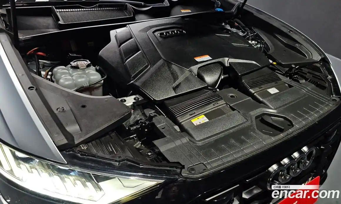 Audi Q8 2023 3.0 гидро в Москве № 415026, фото 6