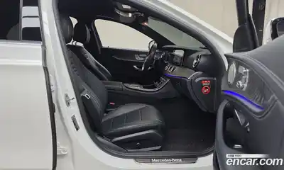 Mercedes-Benz E-Class 2022 2.0 гидро, миниатюра 11