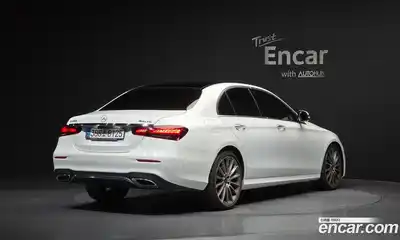 Mercedes-Benz E-Class 2022 2.0 гидро, миниатюра 2