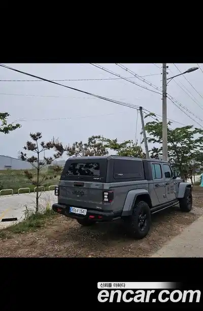 Jeep Gladiator 2022 3.6 гидро в Москве № 432763, миниатюра 4