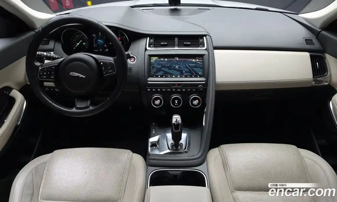 Jaguar E-Pace 2019 2.0 гидро в Москве № 474235, фото 7