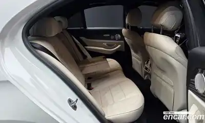 Mercedes-Benz E-Class 2022 2.0 гидро, миниатюра 12
