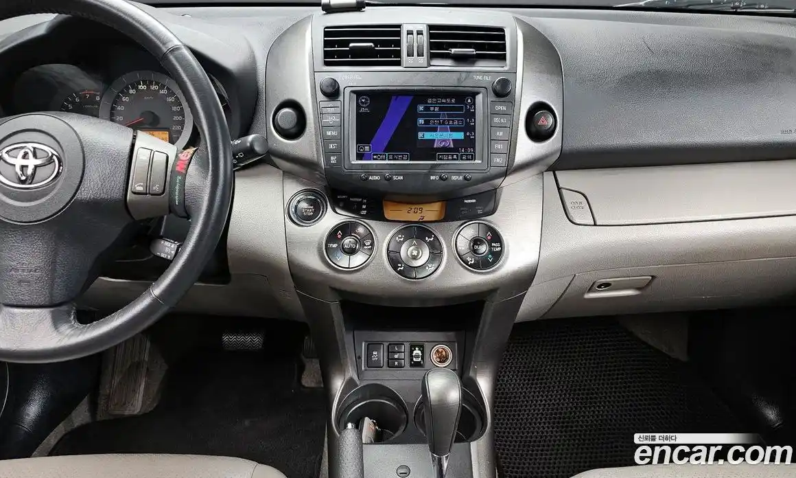 Toyota RAV4 2010 2.5 гидро в Москве № 537181, фото 14