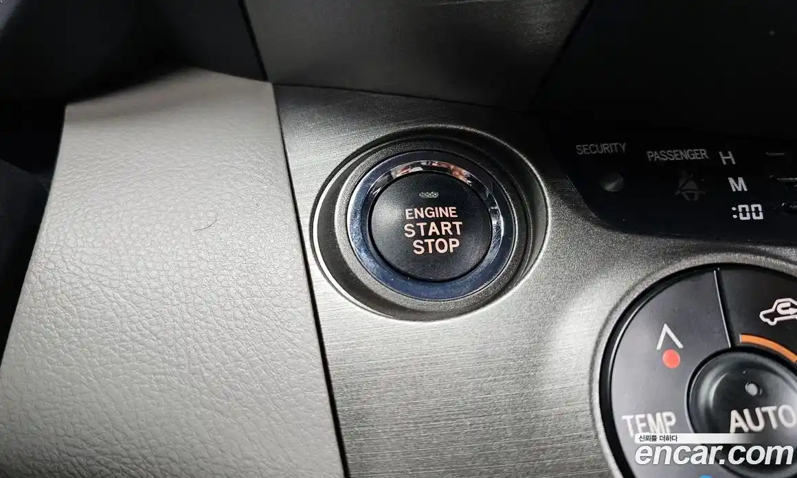 Toyota RAV4 2010 2.5 гидро в Москве № 537181, фото 19
