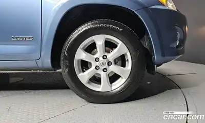 Toyota RAV4 2010 2.5 гидро в Москве № 537181, миниатюра 5