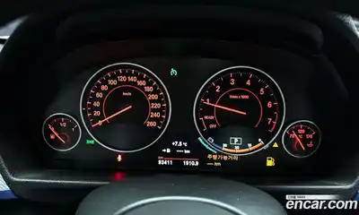 BMW 3-Series 2016 2.0 гидро в Москве № 540918, миниатюра 8