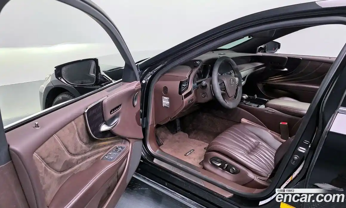 Lexus LS 2018 3.5 гидро в Москве № 547042, фото 11