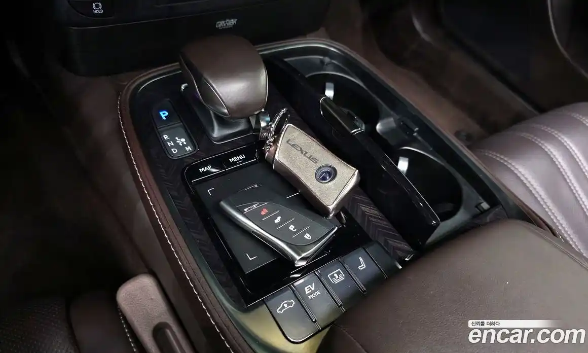 Lexus LS 2018 3.5 гидро в Москве № 547042, фото 9