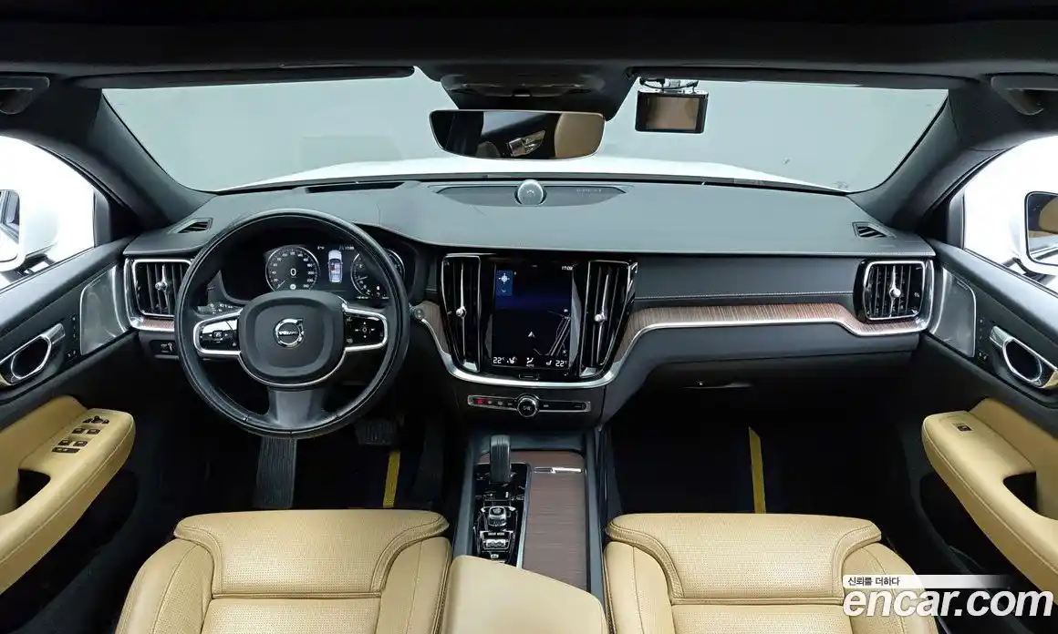 Volvo V60 2021 2.0 гидро в Москве № 593918, фото 7