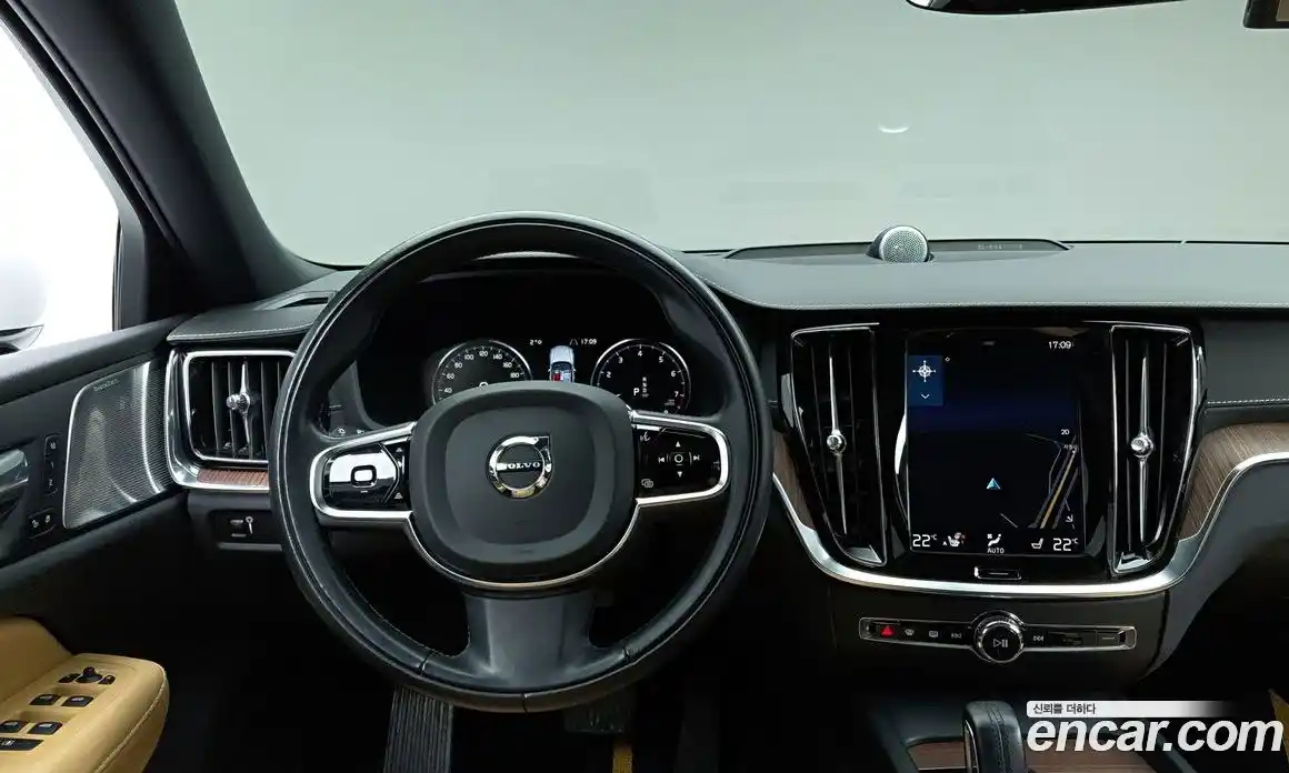 Volvo V60 2021 2.0 гидро в Москве № 593918, фото 8