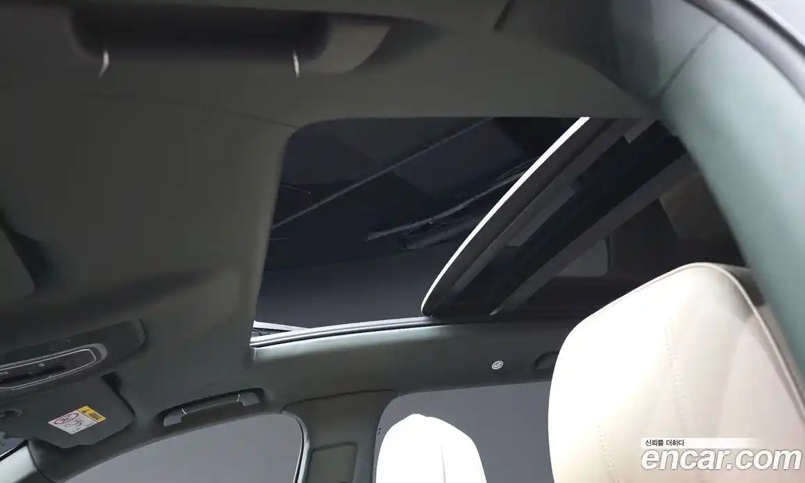 Bentley Bentayga 2024 4.0 гидро в Москве № 611624, фото 17