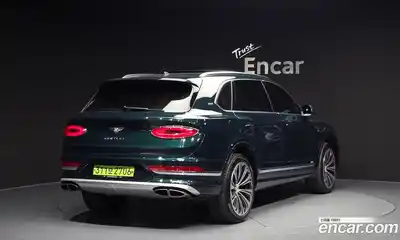 Bentley Bentayga 2024 4.0 гидро в Москве № 611624, миниатюра 2