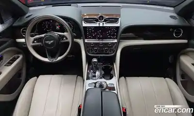 Bentley Bentayga 2024 4.0 гидро в Москве № 611624, миниатюра 7