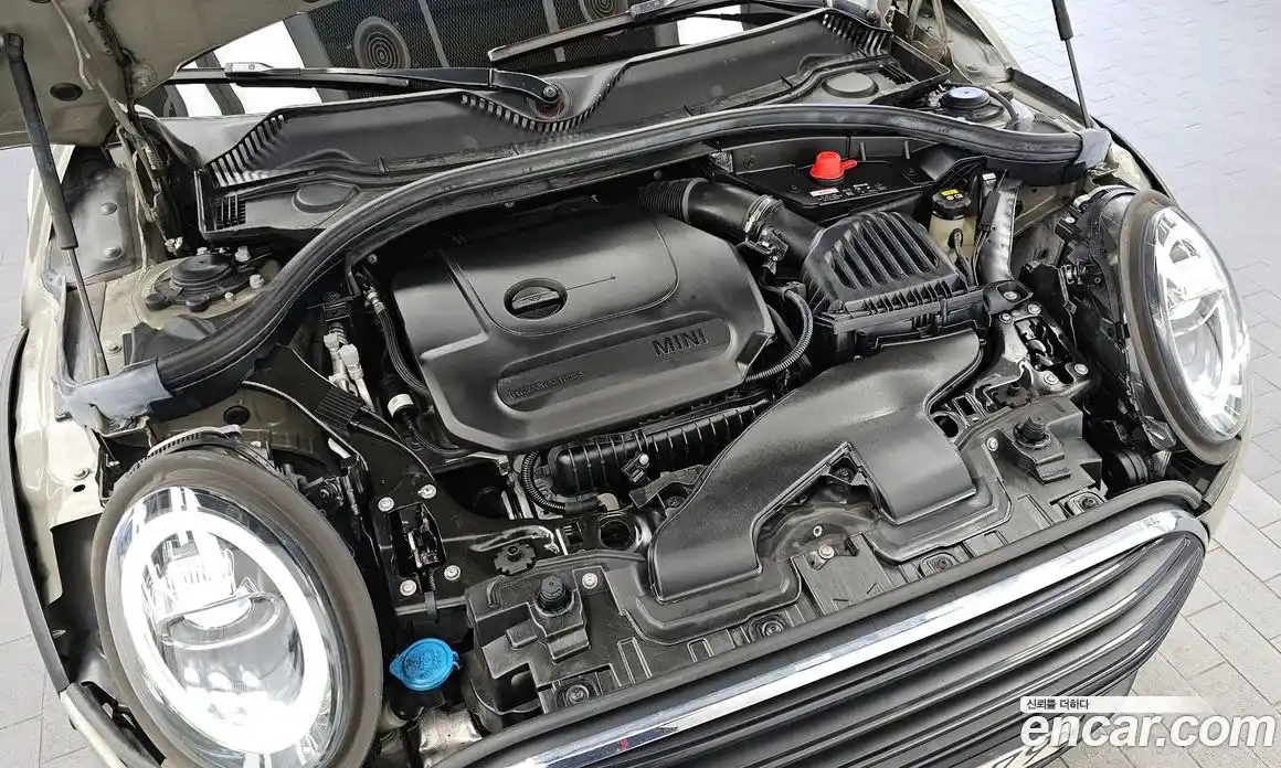Mini Clubman 2019 1.5 гидро в Москве № 627961, фото 6