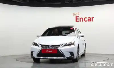 Lexus CT200h 2015 1.8 гидро в Москве № 628660, миниатюра 3