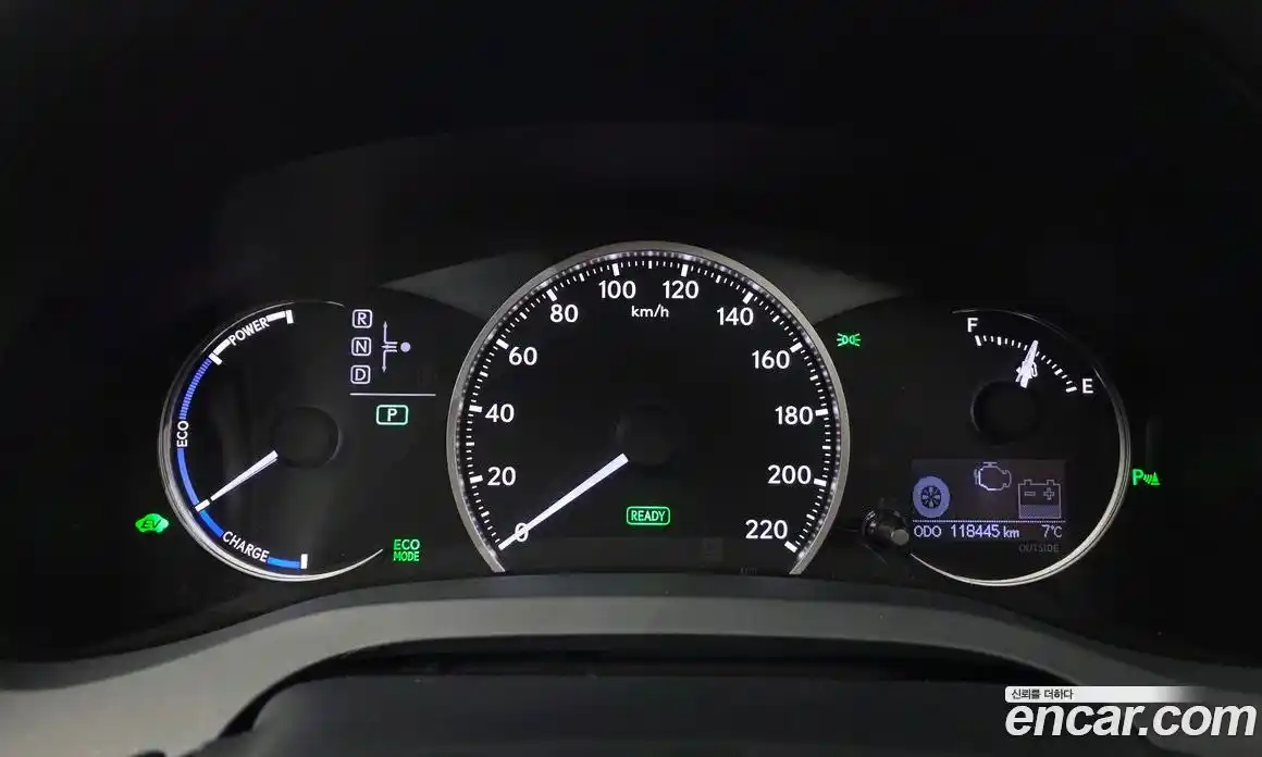 Lexus CT200h 2015 1.8 гидро в Москве № 628660, фото 8