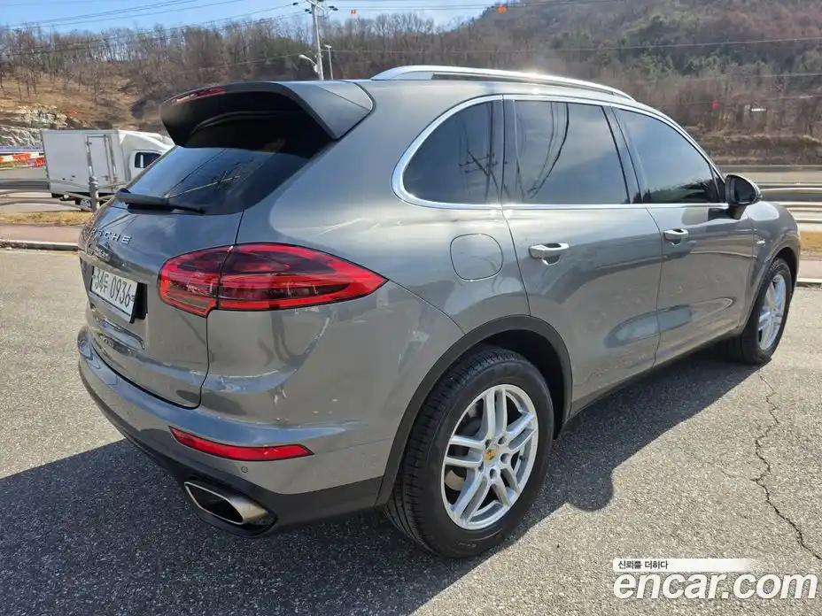Porsche Cayenne 2015 3.0 гидро в Москве № 651548, фото 6