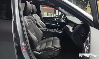 Volvo XC60 2021 2.0 гидро в Москве № 724068, миниатюра 11