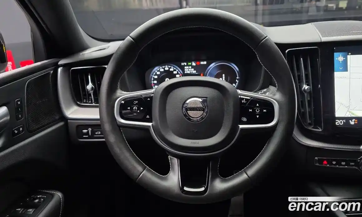 Volvo XC60 2021 2.0 гидро в Москве № 724068, фото 13