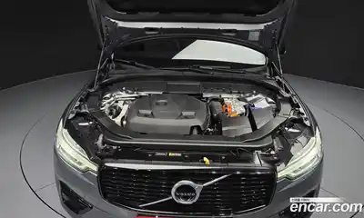 Volvo XC60 2021 2.0 гидро в Москве № 724068, миниатюра 6