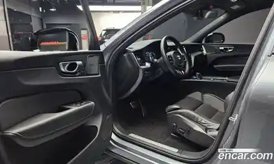 Volvo XC60 2021 2.0 гидро в Москве № 724068, миниатюра 10