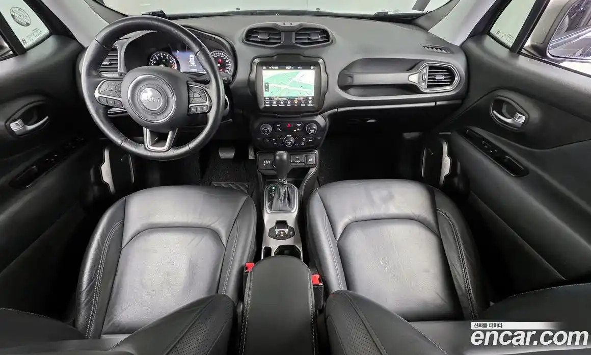 Jeep Renegade 2021 2.4 гидро в Москве № 725198, фото 7