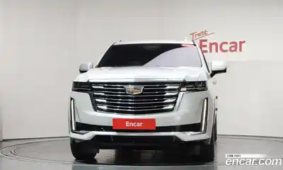 Cadillac Escalade 2023 6.2 гидро в Москве № 747354, миниатюра 2