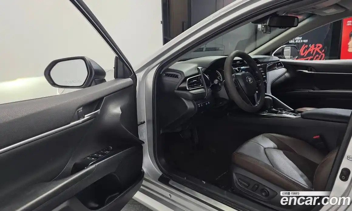 Toyota Camry 2021 2.5 гидро в Москве № 750250, фото 10