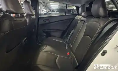 Toyota Prius 2018 1.8 гидро в Москве № 750343, миниатюра 6