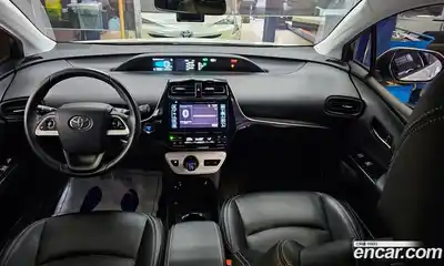 Toyota Prius 2018 1.8 гидро в Москве № 750343, миниатюра 7