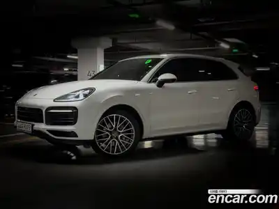 Porsche Cayenne 2019 3.0 гидро в Москве № 765887, миниатюра 3