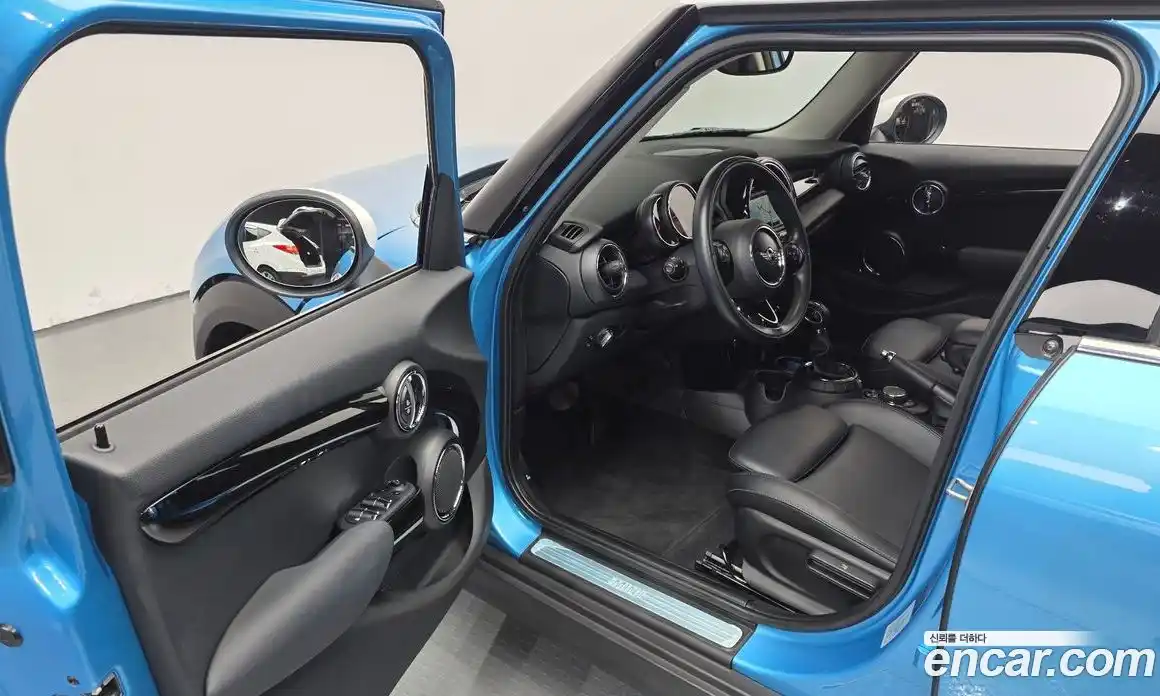 Mini Cooper 2015 1.5 гидро в Москве, фото 11