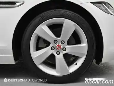 Jaguar XF 2018 2.0 гидро в Москве № 803442, миниатюра 5