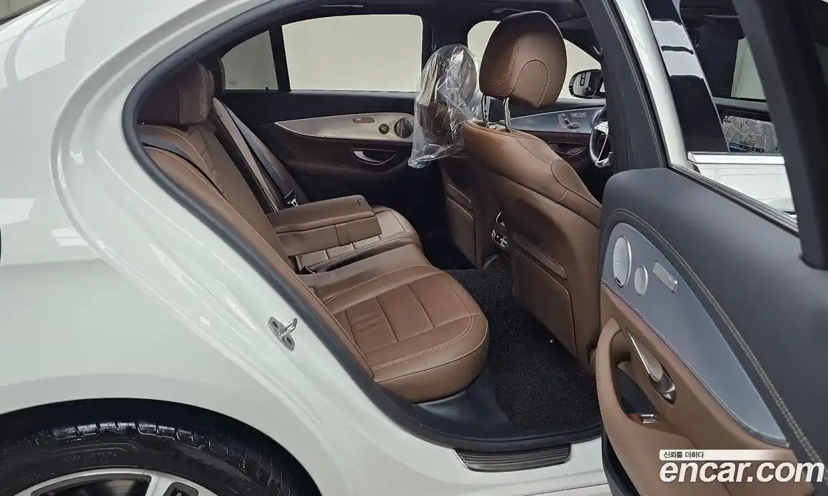 Mercedes-Benz E-Class 2021 2.0 гидро, фото 12