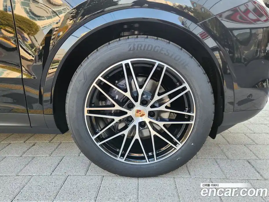 Porsche Cayenne 2025 3.0 гидро в Москве № 824102, фото 15