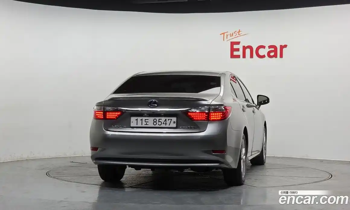 Lexus ES 2015 2.5 гидро в Москве № 825875, фото 4