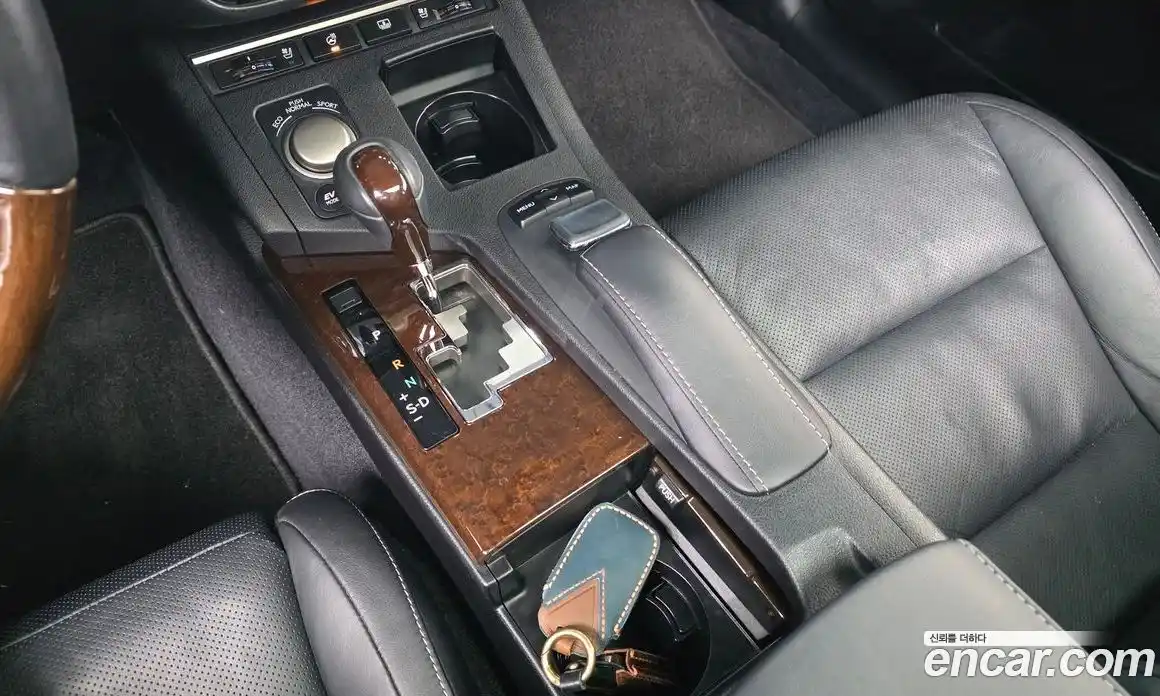 Lexus ES 2015 2.5 гидро в Москве № 825875, фото 9