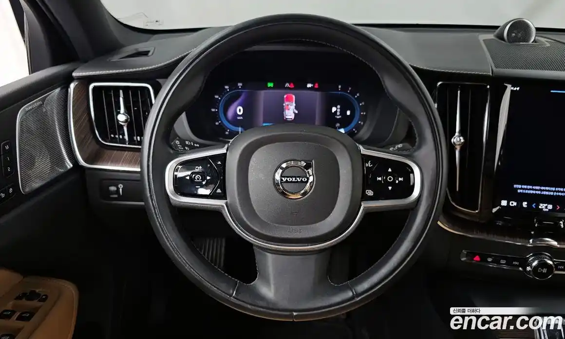 Volvo XC60 2021 2.0 гидро в Москве № 894371, фото 13
