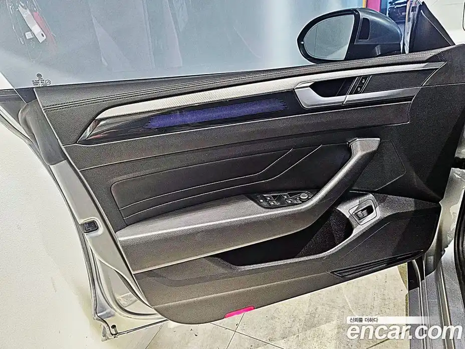 Volkswagen Arteon 2023 2.0 гидро в Москве № 896330, фото 15