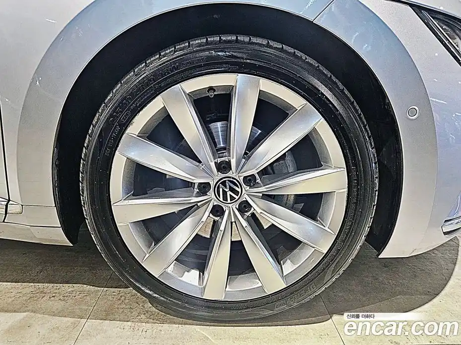 Volkswagen Arteon 2023 2.0 гидро в Москве № 896330, фото 5